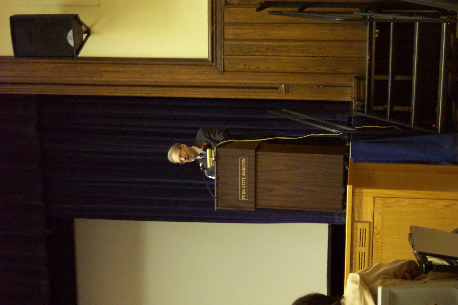 Thomas Warms, Faculty Senate chair, took to the podium to introduce the other dignitaries.