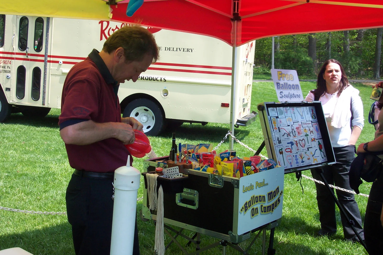 The 'balloon man' turned balloons into works of art. 