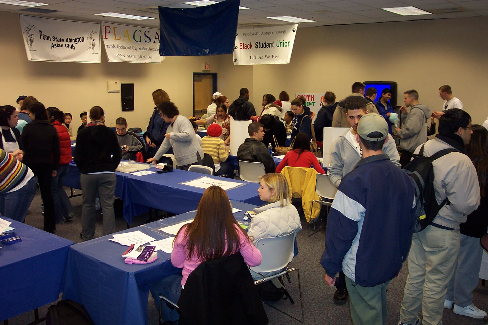A wide view of the event shows how successful it was in attracting both organizations and members.