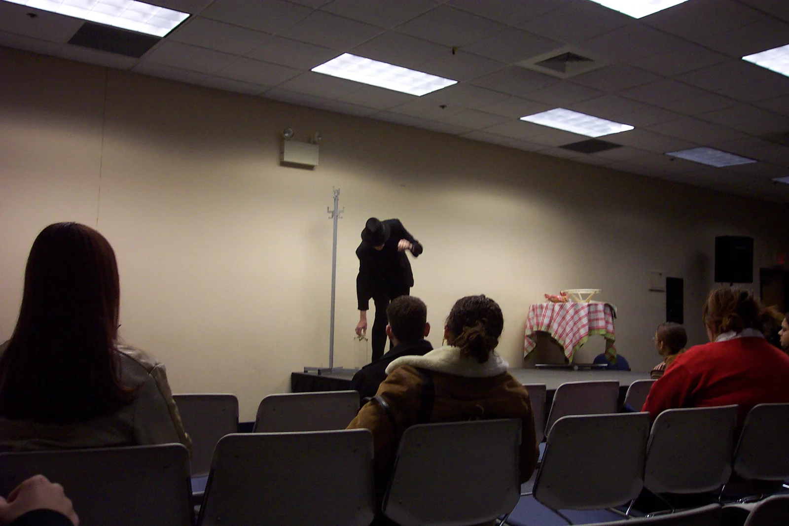 As Dan Kamin went onstage, the audience was confused as to whether his odd behavior was part of the show.