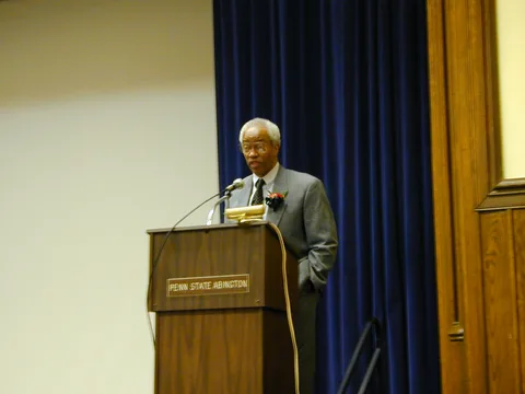 Guy Bluford, before his slideshow on his experiences in space began.