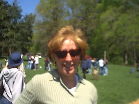 Marcia Delia also had her sunglasses ready.