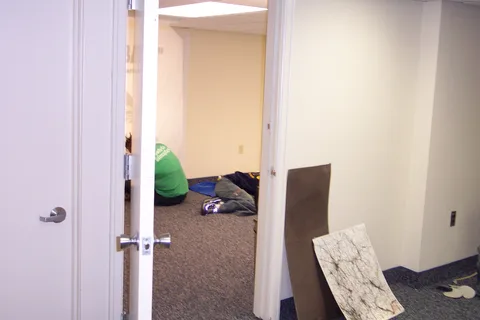 The process allows students to produce banners that look like they were professionally designed but require only a computer and inkjet printer.