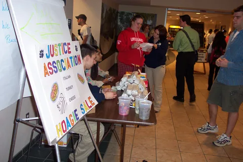 A large sign greeted students as they ventured into the cafeteria. 