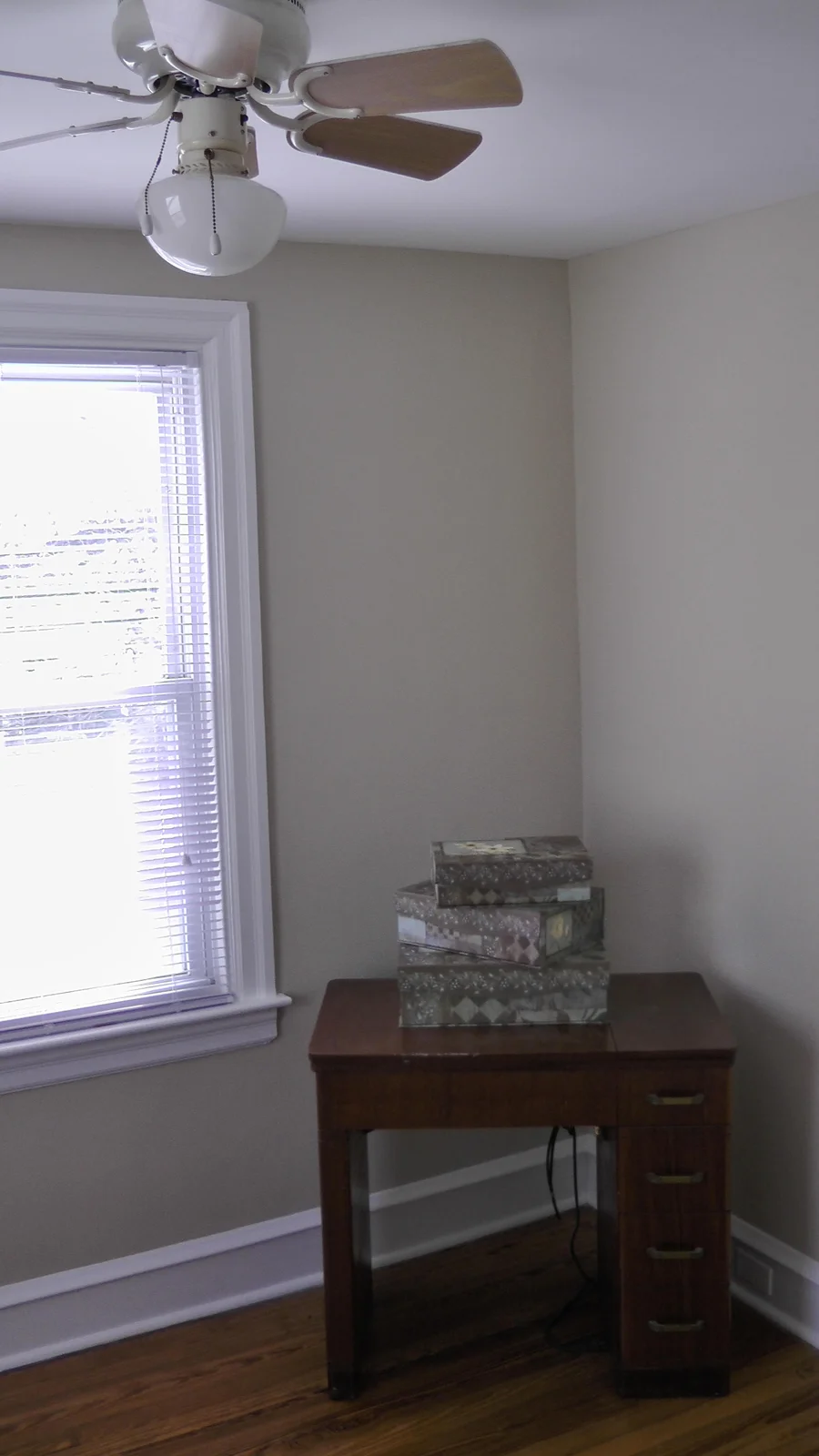 The third bedroom, looking in from the doorway.