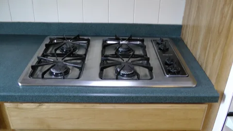 This gas stove works perfectly and will cook your meals quickly and efficiently.