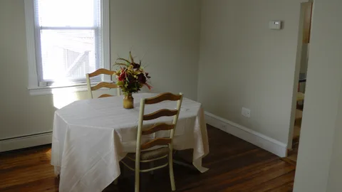 The dining room has hosted parties with as many as ten guests with no difficulties.